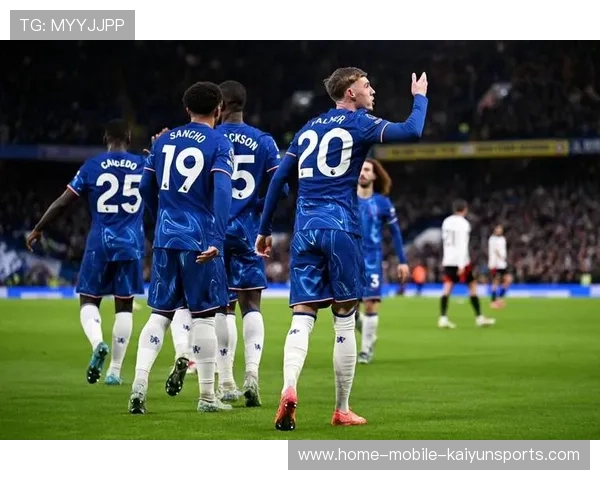 切尔西禁区前沿远射形成巨大威胁